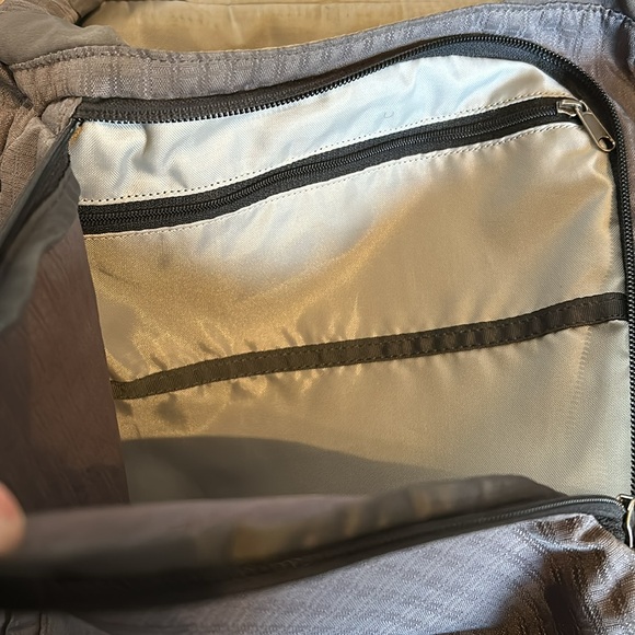 Vintage Patagonia Daily Grind Crossbody Messenger Laptop Bag - Picture 5 of 12